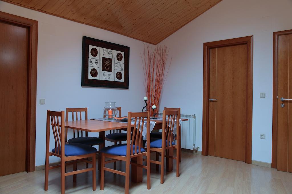 Vivienda Turistica Los Mesones Agreda Room photo